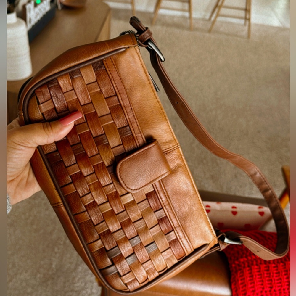 Italian leather shoulder bag